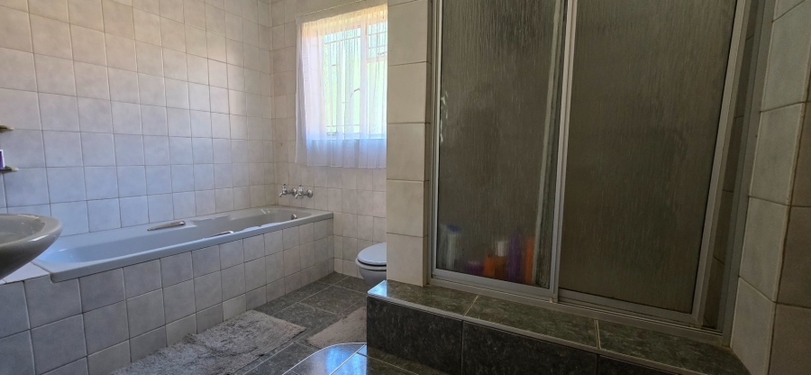 4 Bedroom Property for Sale in Doringkruin North West